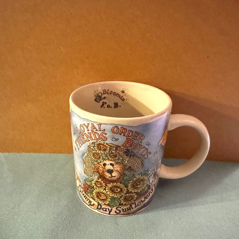 1998 Boyds Bear Mug "Loyal Order of Friends"